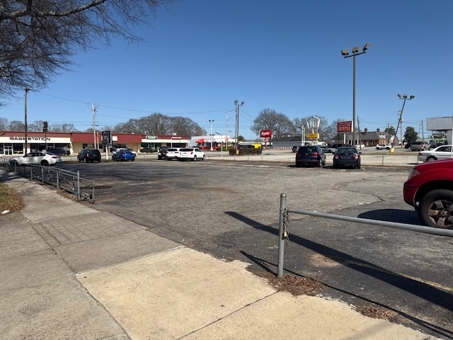 More Photos Of 530 W Taylor St, Griffin Auto Dealership For Lease