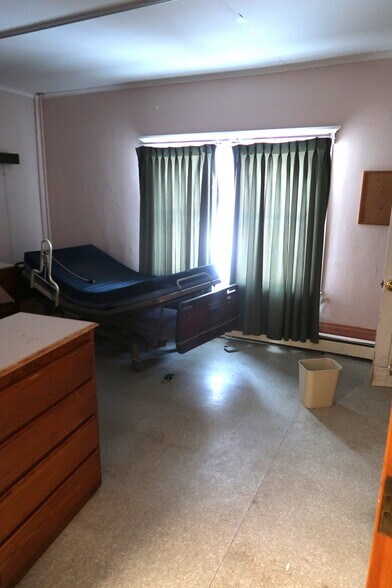 More Photos Of 457 Old Lewiston Rd, Winthrop Assisted Living For Sale