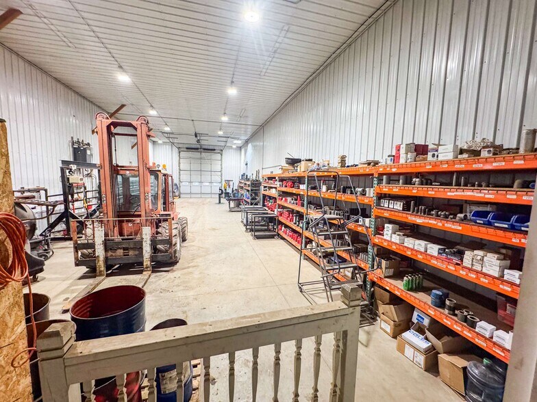More Photos Of 2226 124th T Ave NW, Watford City Warehouse For Sale
