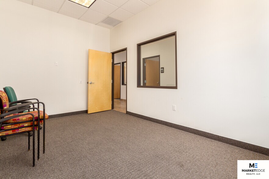 More Photos Of 22849 N 19th Ave, Phoenix Office For Lease