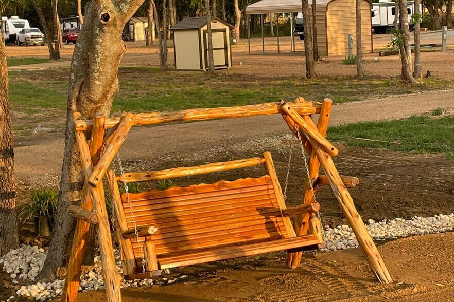 More Photos Of 4756 US Highway 82, Bells Manufactured Housing Mobile Home Park For Sale