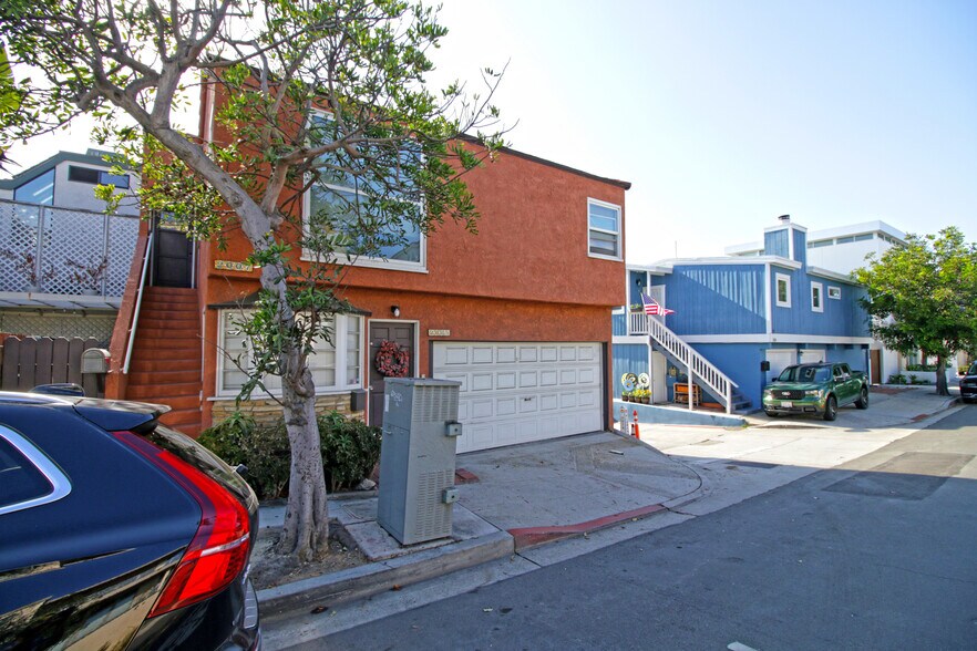 More Photos Of 2007 Highland Ave, Manhattan Beach Apartments For Sale