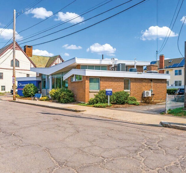 More Photos Of 34 Chapman St, Quincy Bank For Lease