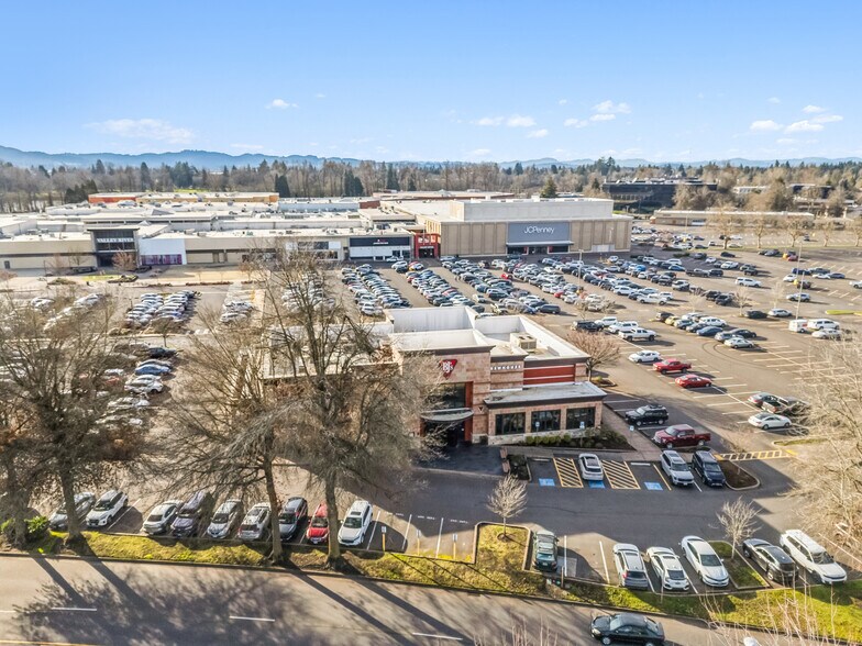 More Photos Of 1080 Valley River Way, Eugene Restaurant For Sale