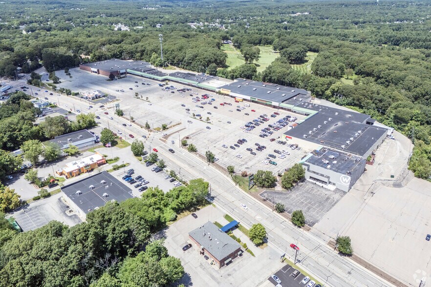 More Photos Of 1500 Diamond Hill Rd, Woonsocket General Retail For Sale