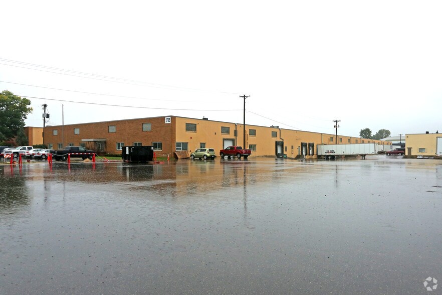 More Photos Of 2785 Highway 55, Eagan Warehouse For Lease