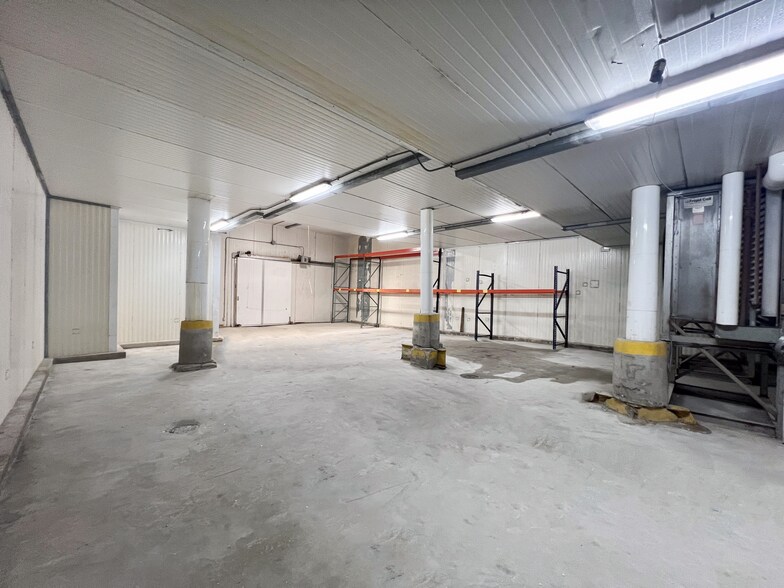 More Photos Of 1305 S Brazos St, San Antonio Refrigeration Cold Storage For Lease