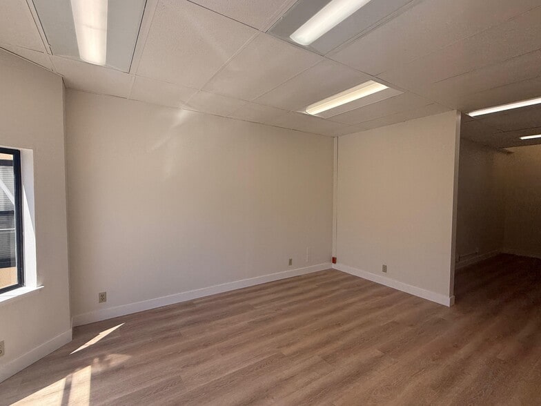 More Photos Of 2578 Noriega St, San Francisco Storefront Retail Office For Lease
