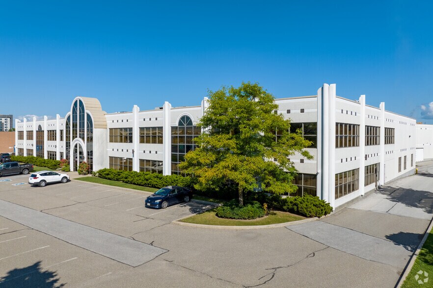 Primary Photo Of 123 Ashbridge Cir, Vaughan Industrial For Sale
