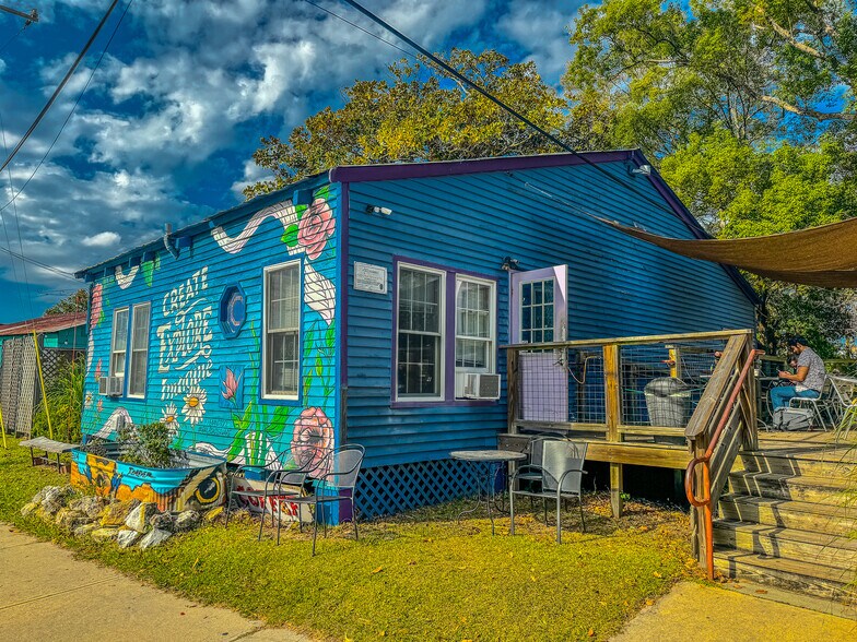 More Photos Of 661-663 Industrial Dr, Tallahassee Warehouse For Lease