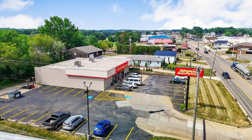 More Photos Of 427 Canton Rd NW, Carrollton Freestanding For Sale
