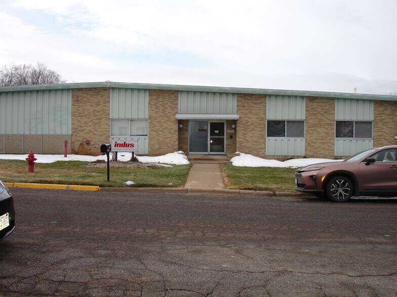 More Photos Of 340 Oak Ave S, West Salem Industrial For Lease