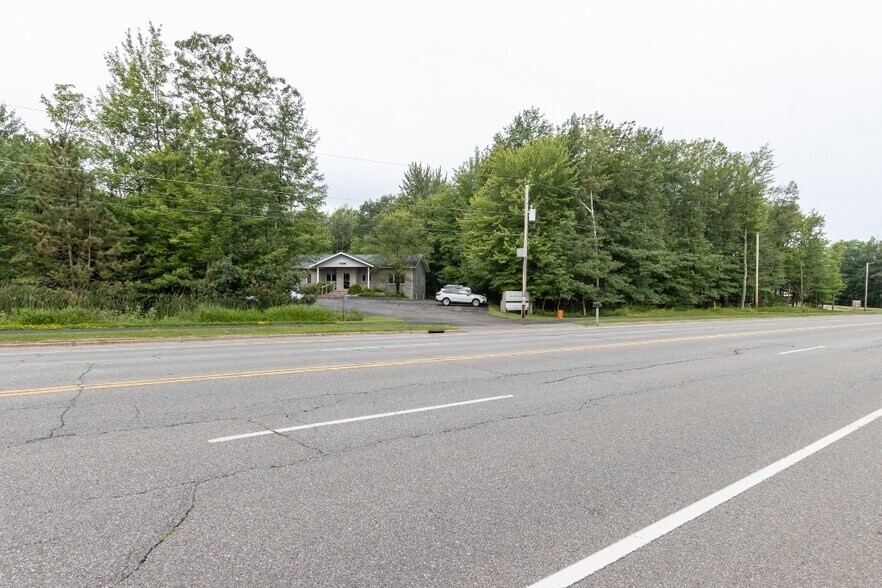 More Photos Of 226126 Hummingbird Rd, Wausau Medical For Sale