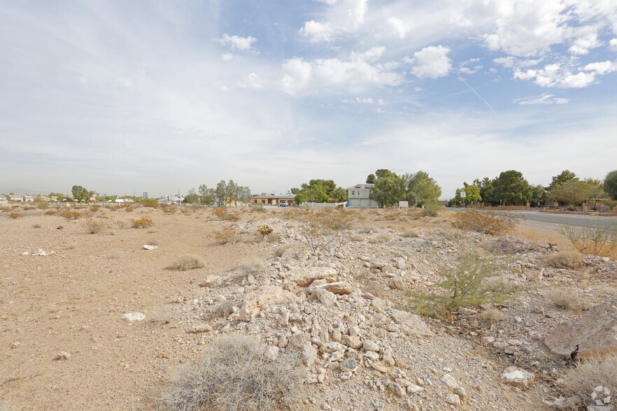 More Photos Of NW Cnr W Oquendo Rd & S Torrey Pines Dr, Las Vegas Land For Sale