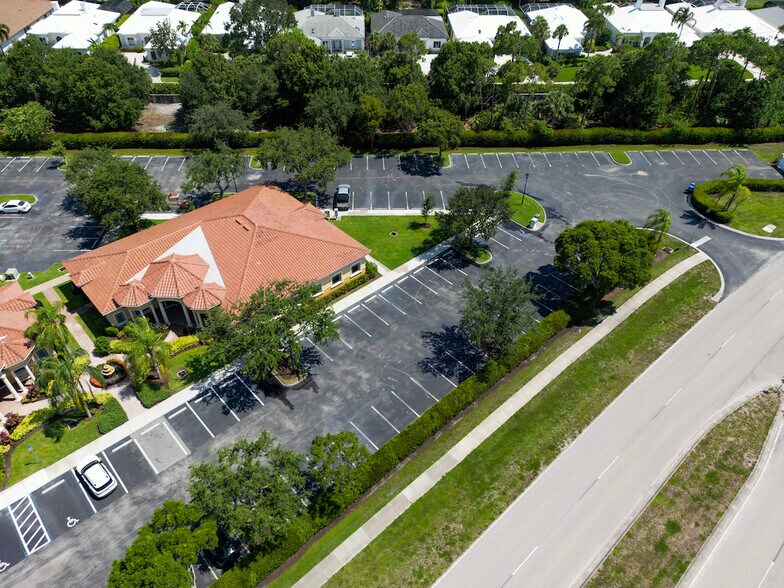 More Photos Of 3376 Woods Edge Cir, Bonita Springs Medical For Lease