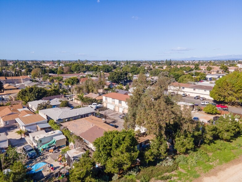 More Photos Of 431 S Susan St, Santa Ana Multifamily For Sale