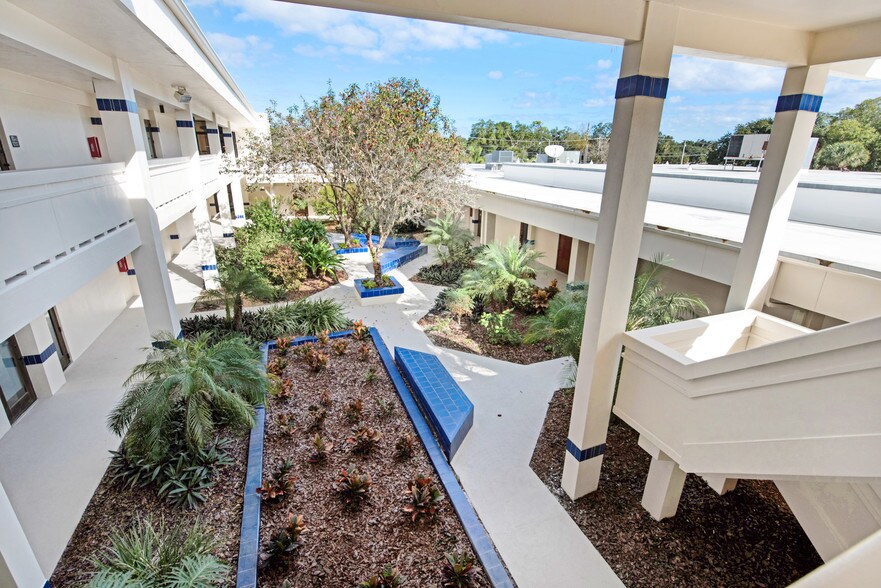 More Photos Of 500 N Washington Ave, Titusville Medical For Lease