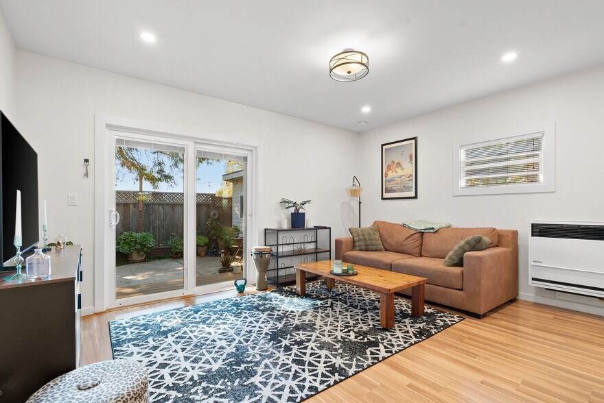 More Photos Of 420 Capitola Road Ext, Santa Cruz Apartments For Sale