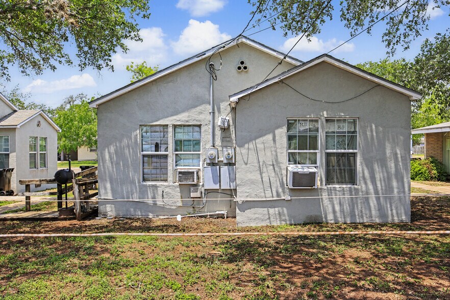 More Photos Of 800 S Texas Blvd, Weslaco Apartments For Sale
