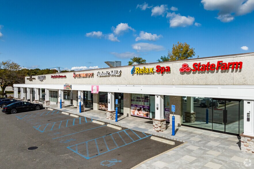 More Photos Of 1870 E Jericho Tpke, Huntington General Retail For Lease