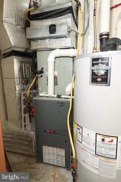 More Photos Of 399 Front St, Elmer Medical For Lease