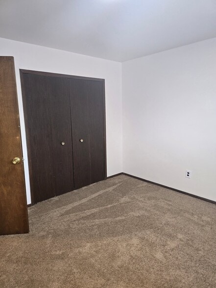 More Photos Of 1870 Saint Johns Blvd, Lincoln Park Apartments For Sale