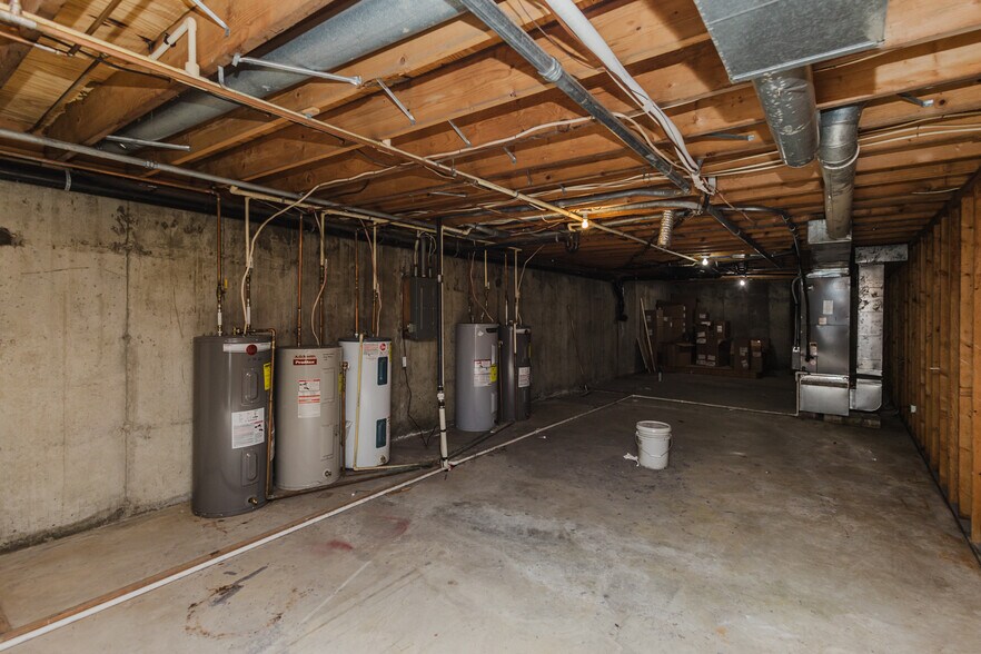 More Photos Of 3102 Sierra Pky, Hutchinson Apartments For Sale