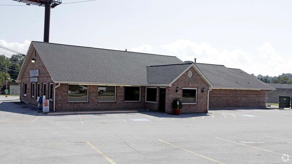 More Photos Of 10321 Chapman Hwy, Seymour Restaurant For Sale
