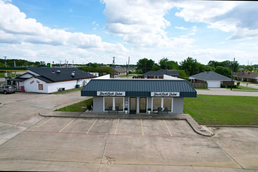 More Photos Of 440 S Hillcrest Dr, Sulphur Springs Medical For Sale
