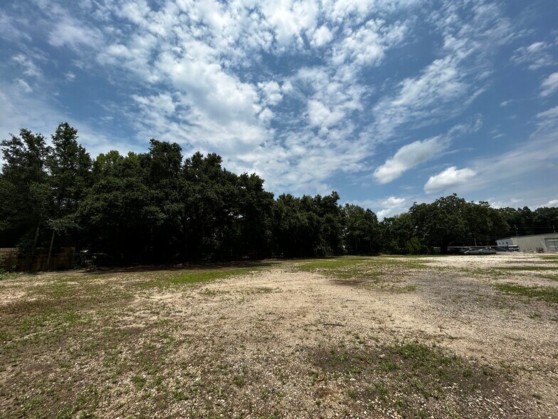 More Photos Of 8285 N Palafox St, Pensacola Land For Lease