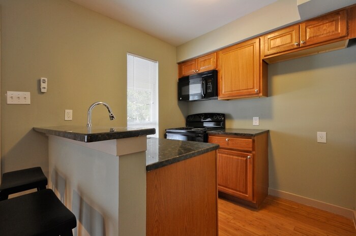 More Photos Of 2526 Durwood St, Austin Apartments For Sale