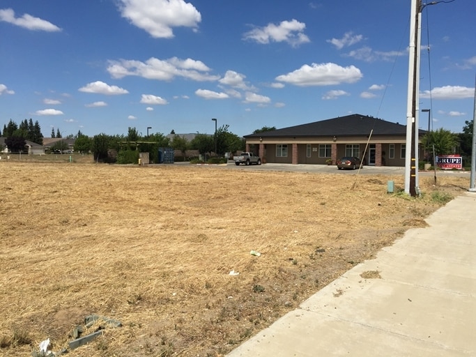 More Photos Of 2115 W Kettleman Ln, Lodi Land For Sale