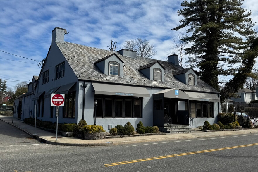 More Photos Of 410 Main St, Port Washington Lodge Meeting Hall For Lease