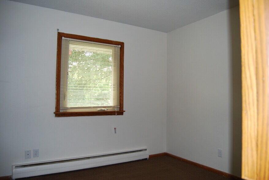 More Photos Of 2824 31st Ave S, Minneapolis Apartments For Sale