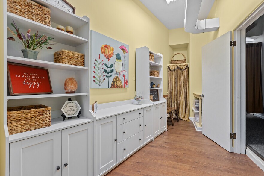 More Photos Of 206 Alexander Ave, Strabane Medical For Sale