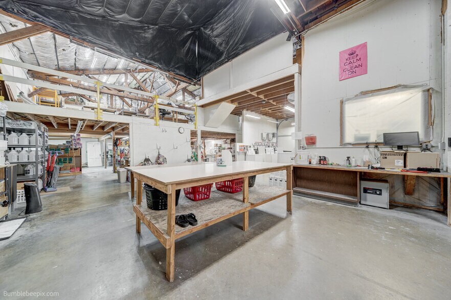 More Photos Of 106 Hutchinson Rd, Spokane Valley Industrial For Sale