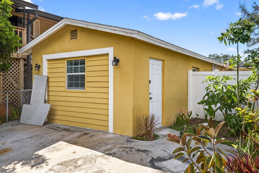 More Photos Of 3225 W Shell Point Rd, Ruskin Apartments For Sale