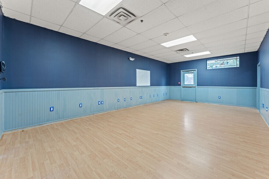 More Photos Of 7550 Shady Grove Rd, North Richland Hills Daycare Center For Sale