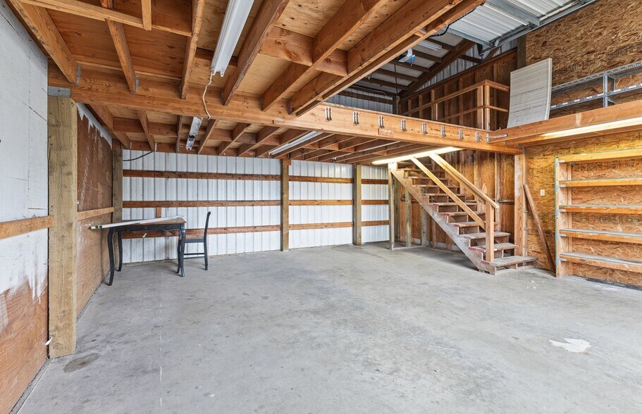 More Photos Of 1195 Newmark Ave, Coos Bay Storefront Retail Residential For Sale