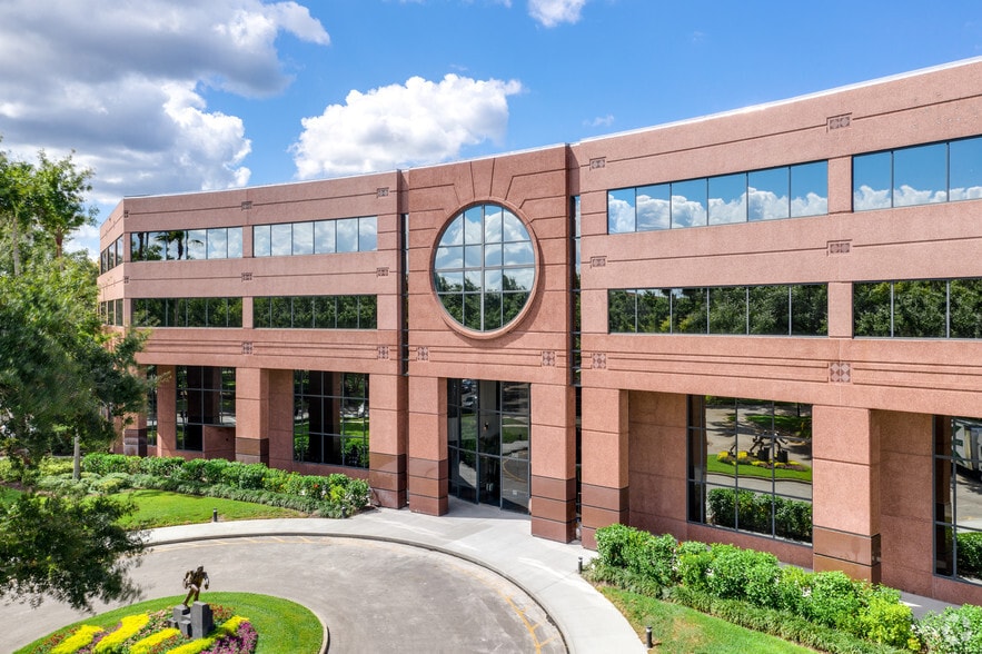 More Photos Of 300 International Pky, Heathrow Unknown For Lease
