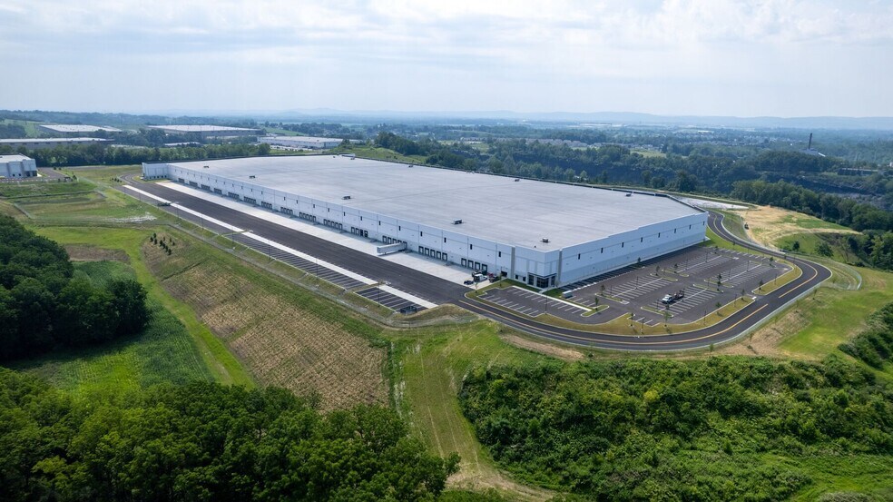 More Photos Of 2500 Liberty Dr, Northampton Warehouse For Lease