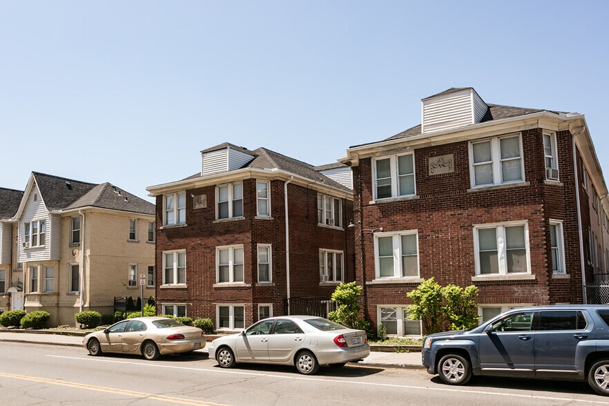 More Photos Of 7720 Pitt St, Detroit Apartments For Sale