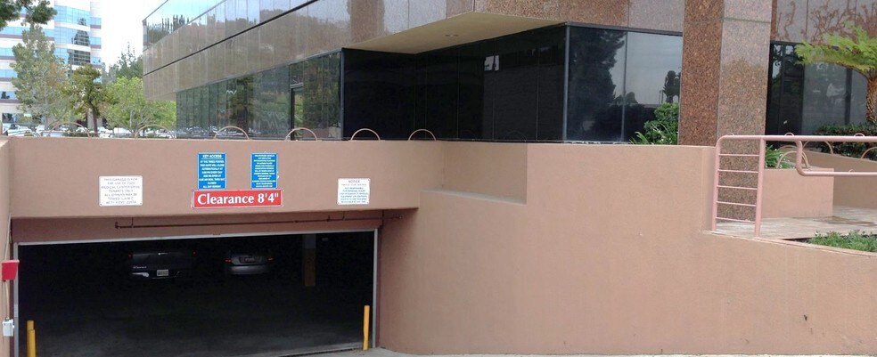 More Photos Of 7325 Medical Center Dr, West Hills Medical For Lease