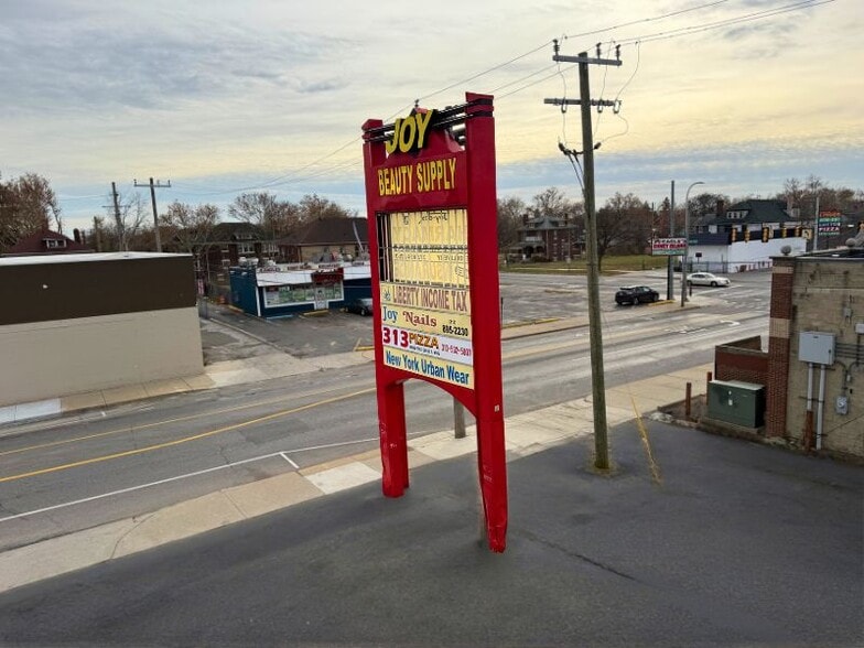 More Photos Of 3406-3430 Joy Rd, Detroit Unknown For Lease