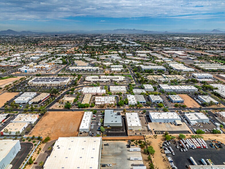 More Photos Of 315 E Comstock Dr, Chandler Warehouse For Sale