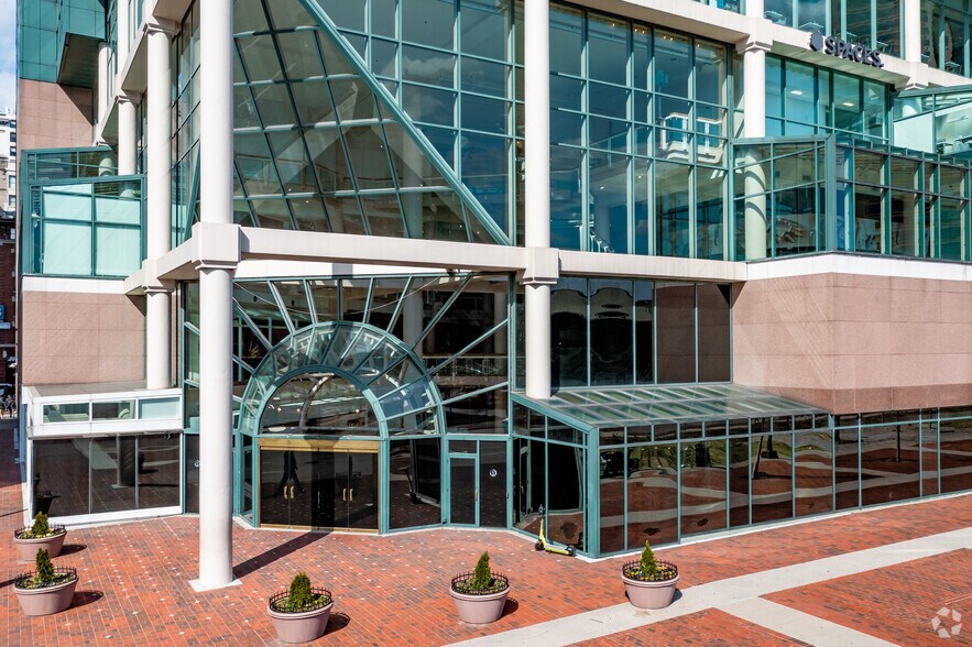 More Photos Of 111 S Calvert St, Baltimore Office For Lease