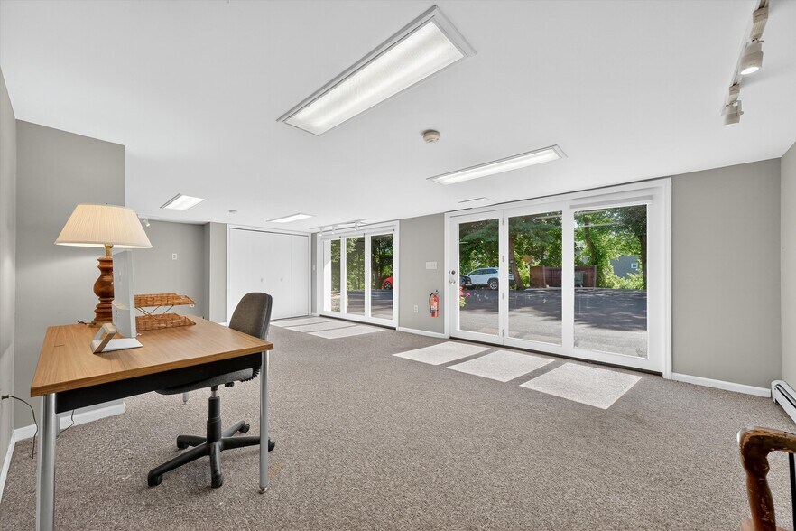 More Photos Of 1436 NY-52 Rt, Fishkill Office For Sale