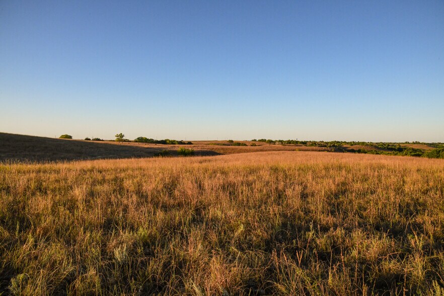 More Photos Of 0000 00000 Hi-View Dr, Manhattan Land For Sale