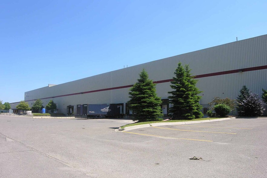 More Photos Of 36501 Van Born Rd, Romulus Warehouse For Lease