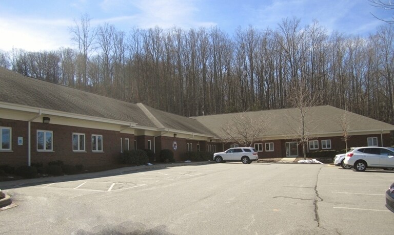Primary Photo Of 9 Walden Ridge Dr, Asheville Medical For Lease